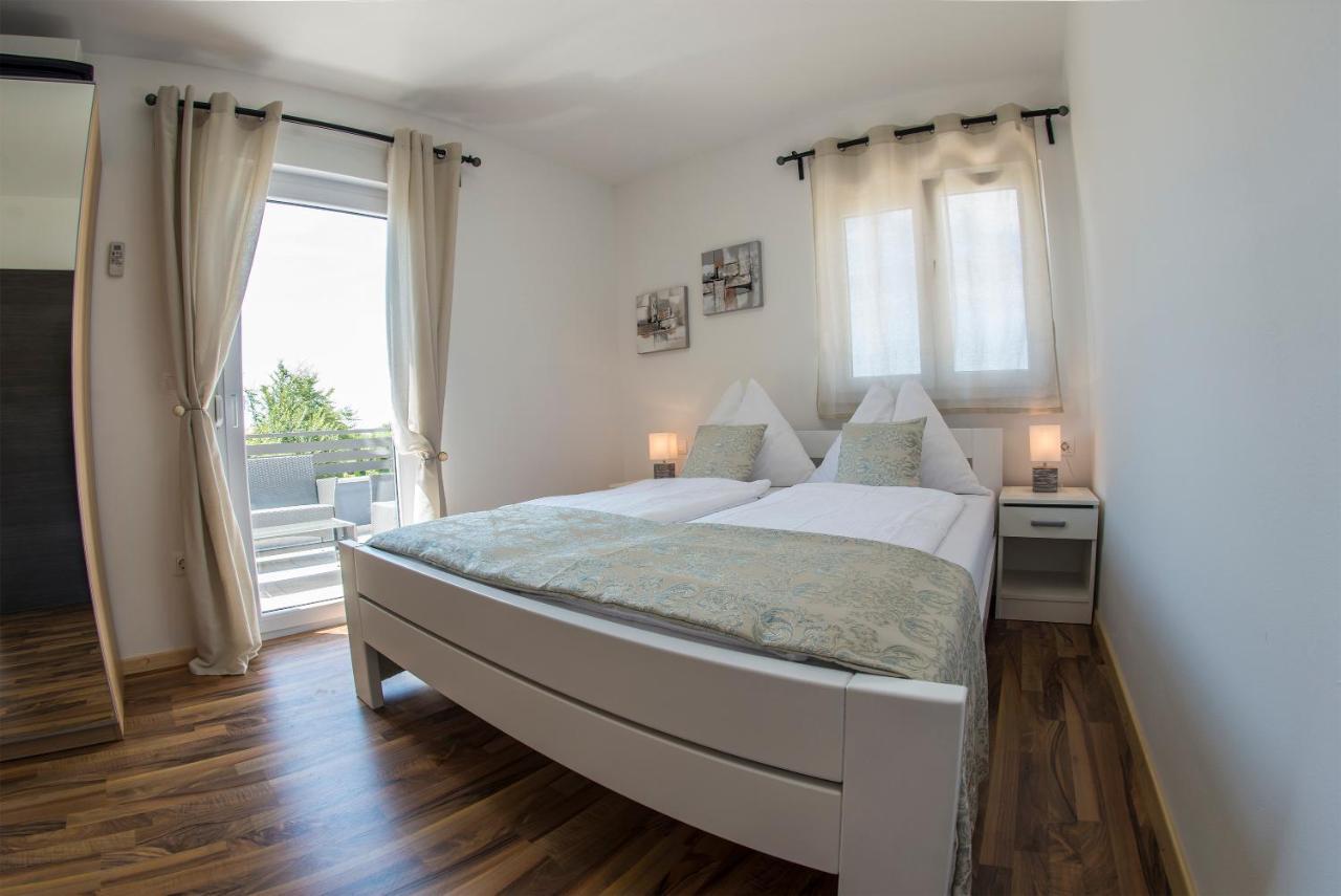 Apartments Mojeljeto Fažana Eksteriør billede