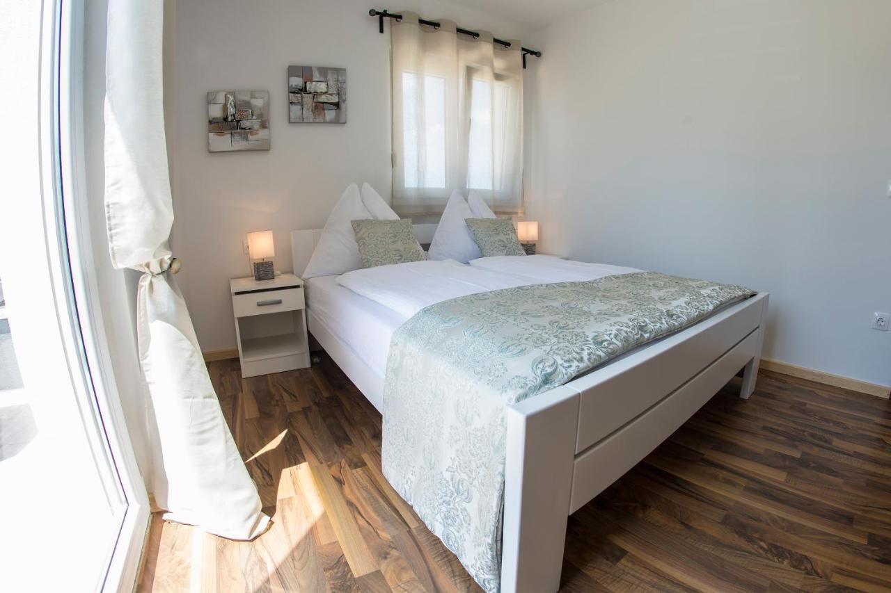 Apartments Mojeljeto Fažana Eksteriør billede